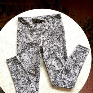 Athleta leggings.